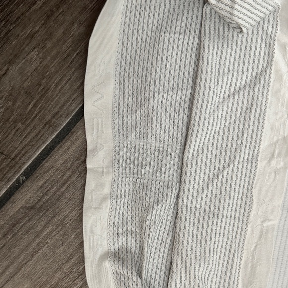 lululemon athletica Long Sleeve Seamless Top in White - Picture 4 of 9